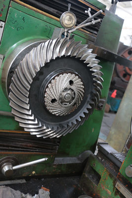 20CrNi2MoA سبائك الصلب لولبية شطبة مجموعة التروس لمخفضات التروس