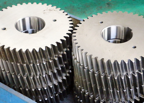 AISI 8620 20CrNiMoA Helix Gear Helical واحد مع 4 وحدات لنقل الطاقة السلس