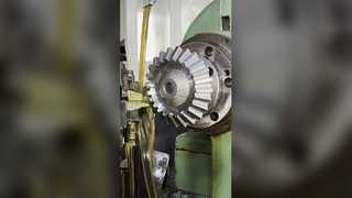 التروس المخروطية الدقيقة مصنوعة حسب الطلب